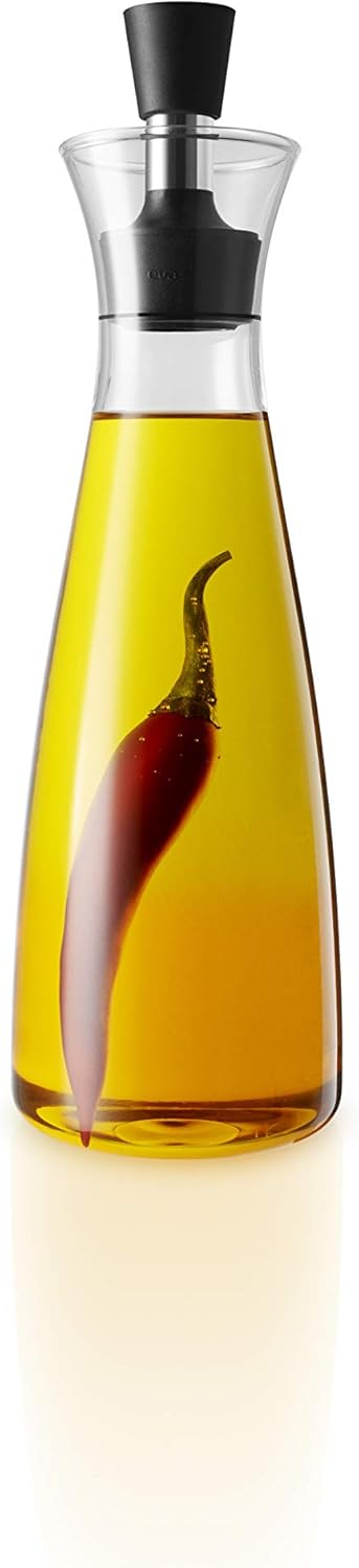 Eva Solo 0.5 L Drip‑Free Oil & Vinegar Carafe | TRUE Shift Glass Serving Flask