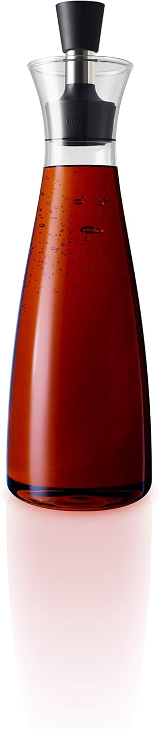 Eva Solo 0.5 L Drip‑Free Oil & Vinegar Carafe | TRUE Shift Glass Serving Flask