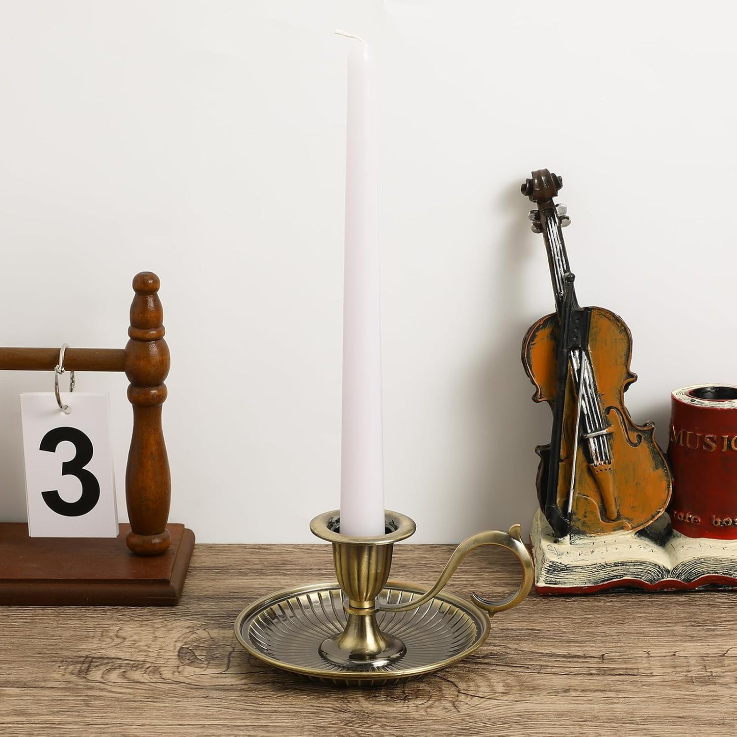Vintage Chamberstick Holder: Durable Metal Candlestick with Handle, Zero-Plastic Home Décor