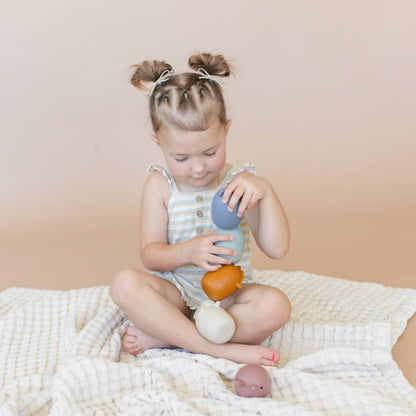 Brooklyn + Neutral Silicone Bath Toys: Mold-Free Animal 5-Pack