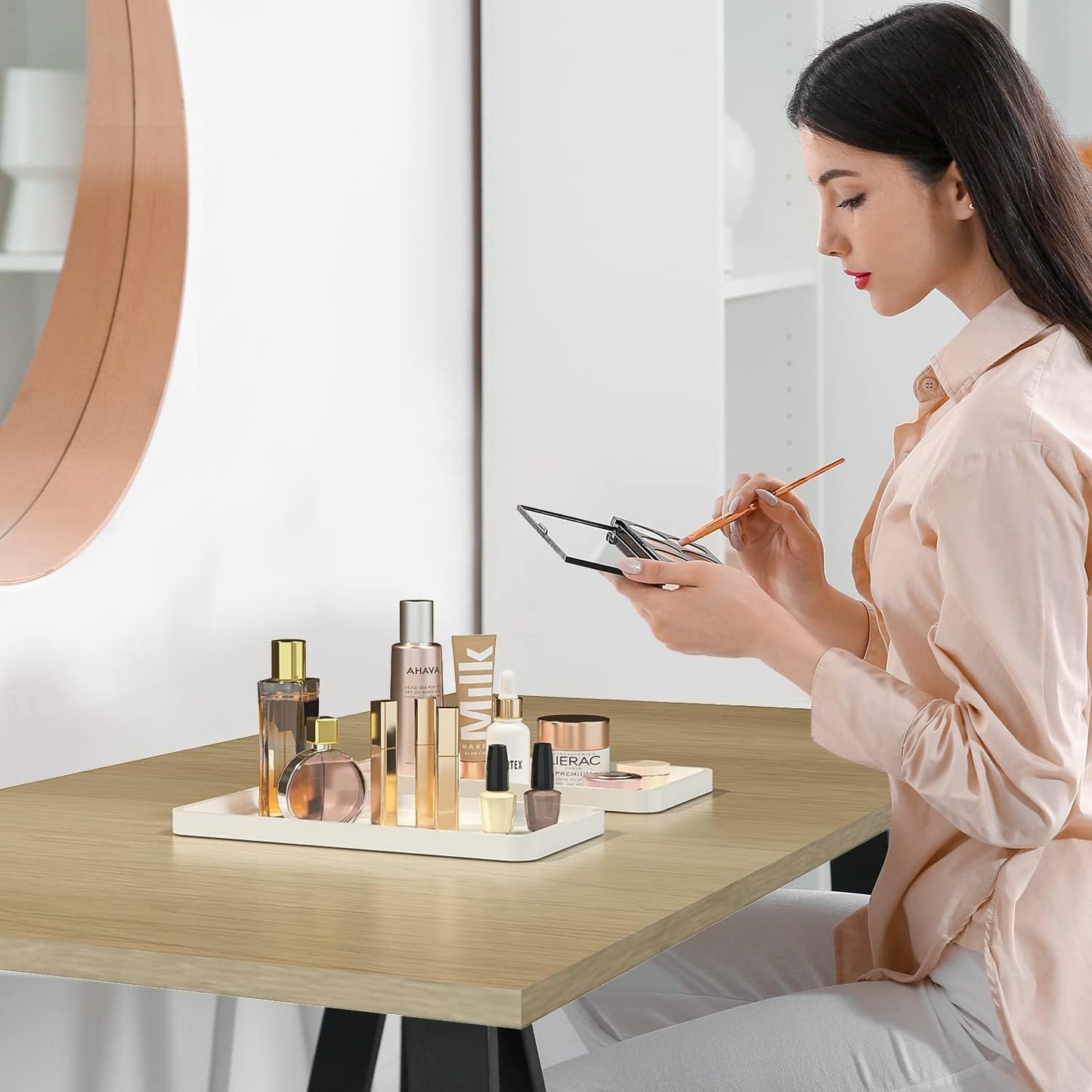 Sustainable Bamboo Bathroom Vanity Tray: Sleek Countertop Organizer