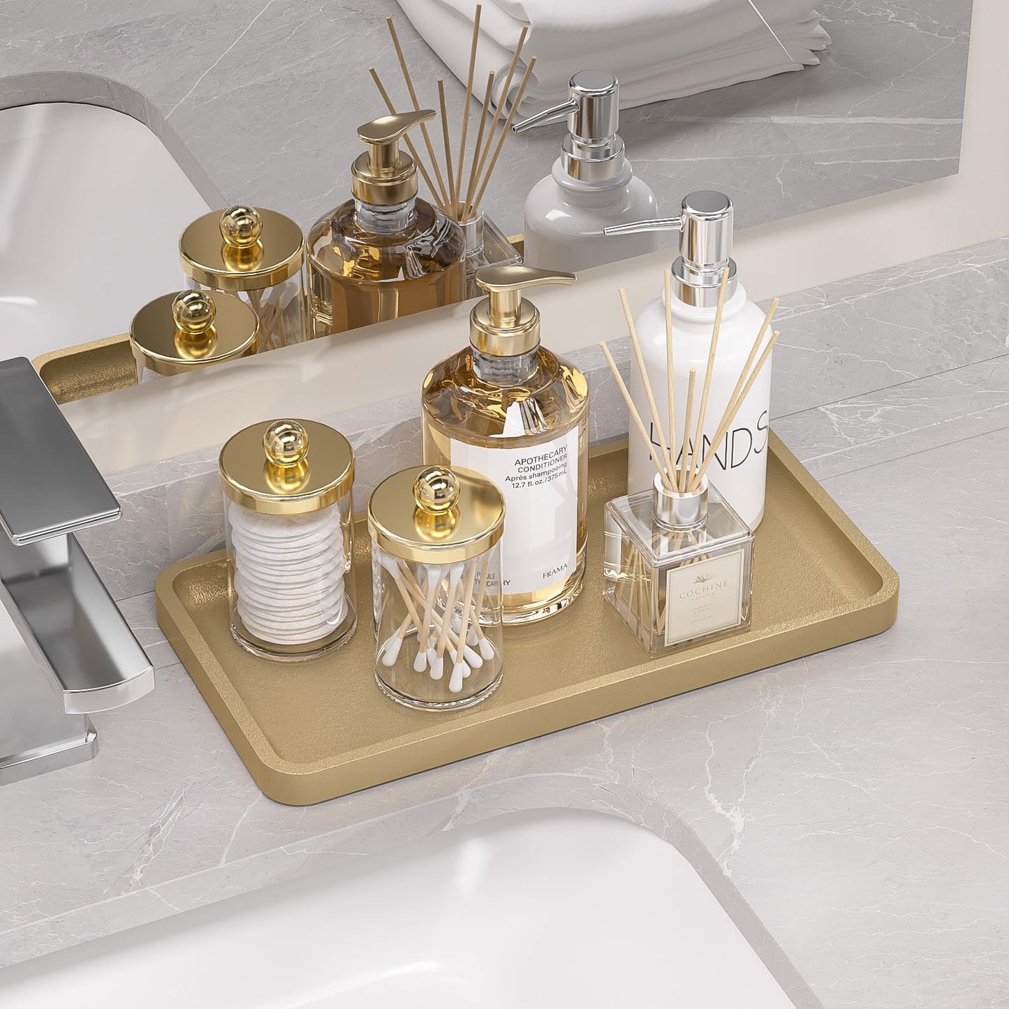 Sustainable Bamboo Bathroom Vanity Tray: Sleek Countertop Organizer