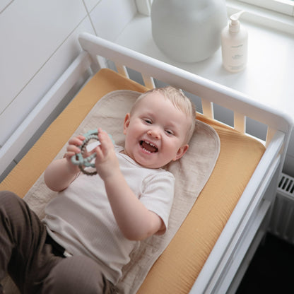Mushie Organic Cotton Changing Pad Liners: Calming Muslin Comfort