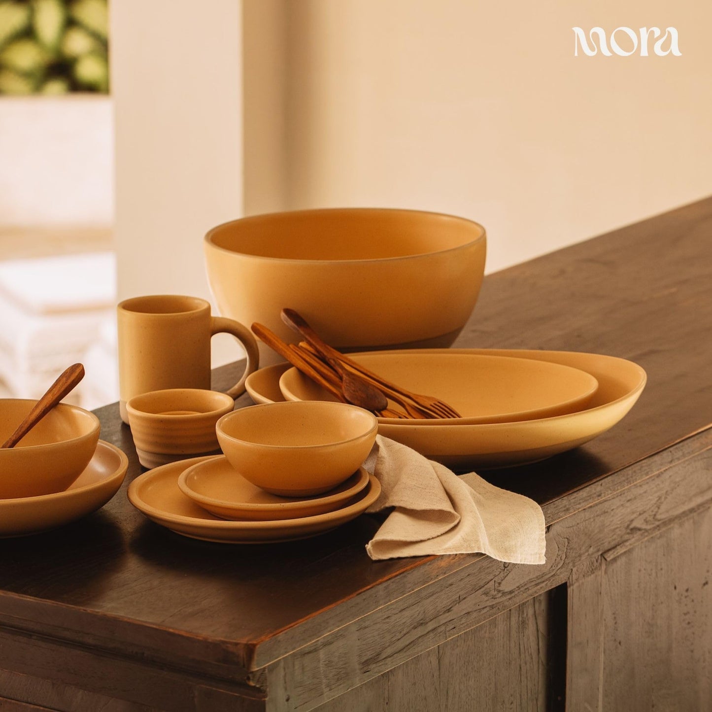 Mora Medium Ceramic Bowls, Set of 4 (28 oz, Oat)