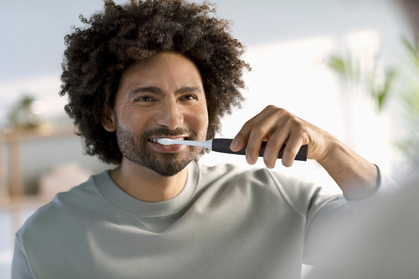 Philips Sonicare: The Smart Rechargeable Toothbrush That Eliminates Disposable Plastic Handles.