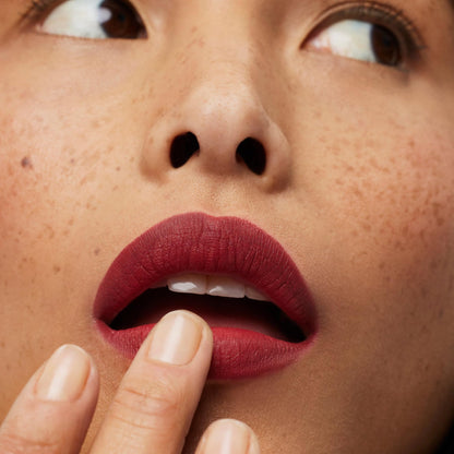 ILIA Lip Sketch Hydrating Crayon: 12-Hour Soft-Matte Color (Piazza)