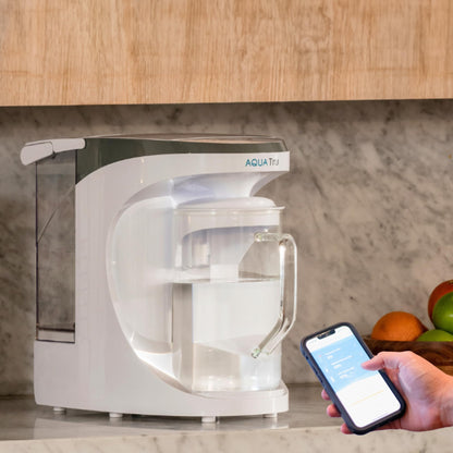 AquaTru Carafe Countertop Reverse Osmosis Purifier: Certified, with Glass Carafe and Mineral Boost