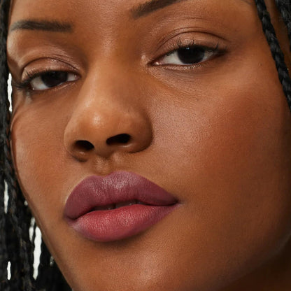 ILIA Lip Sketch Hydrating Crayon: 12-Hour Soft-Matte Color (Piazza)