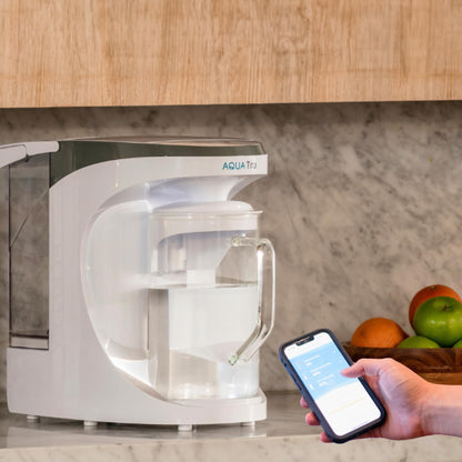 AquaTru Carafe Countertop Reverse Osmosis Purifier: Certified, with Glass Carafe and Mineral Boost