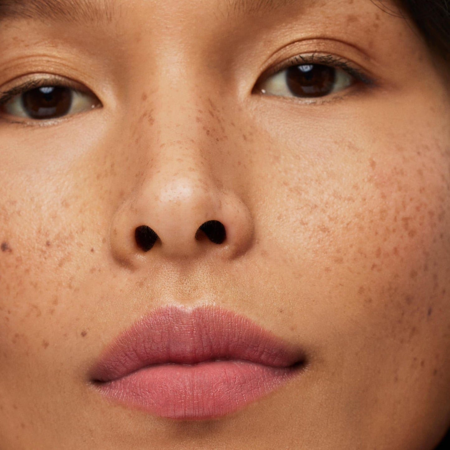 ILIA Lip Sketch Hydrating Crayon: 12-Hour Soft-Matte Color (Piazza)