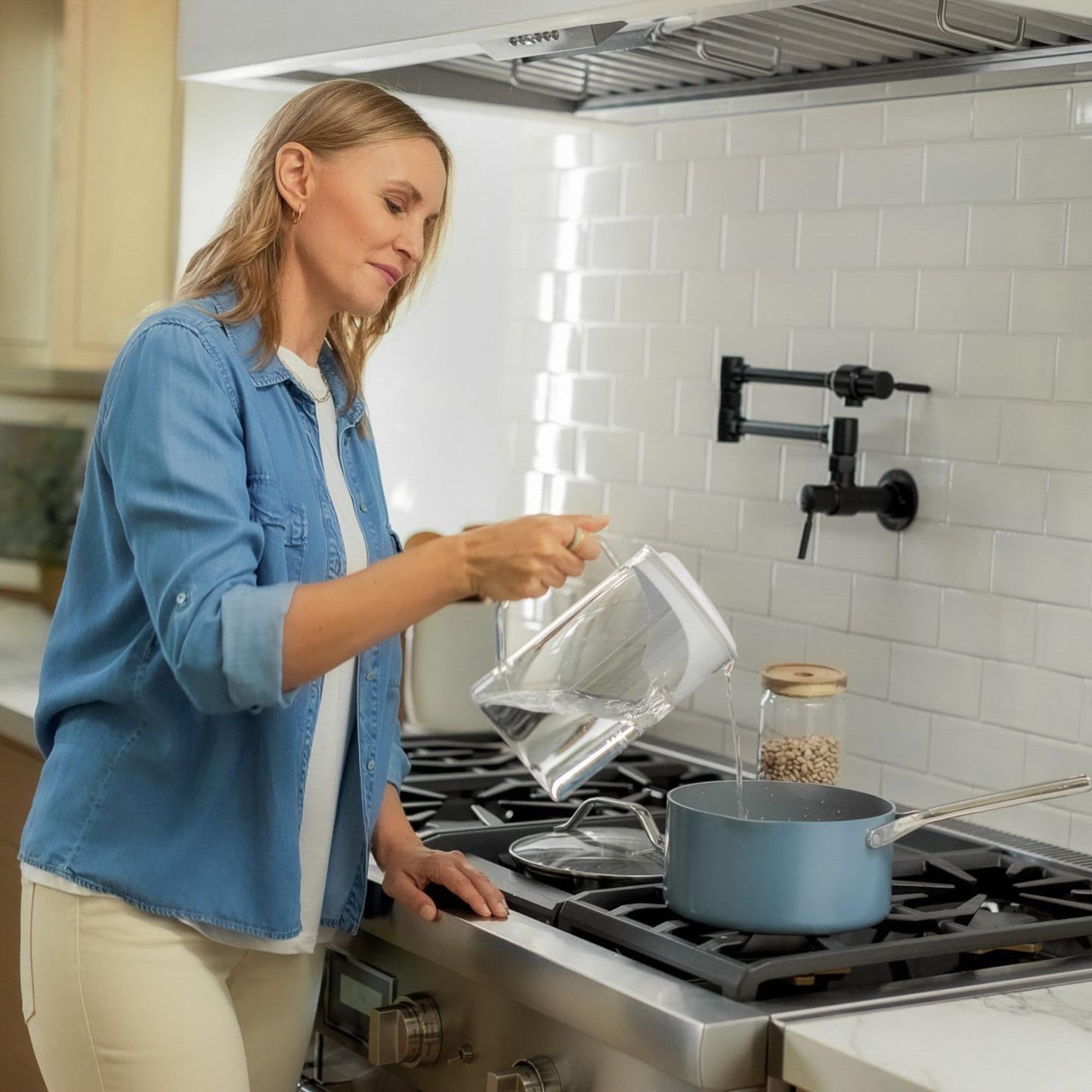 AquaTru Carafe Countertop Reverse Osmosis Purifier: Certified, with Glass Carafe and Mineral Boost
