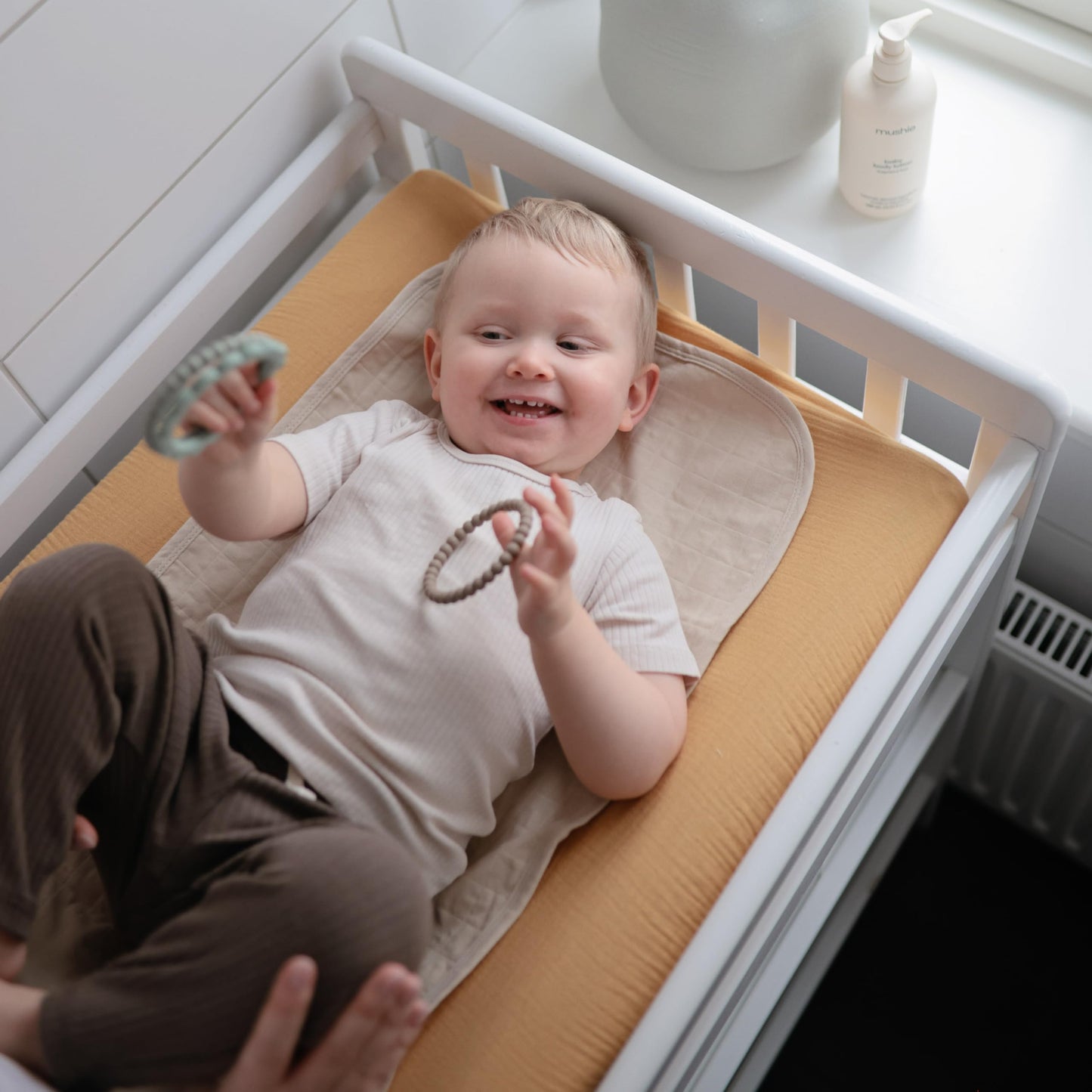 Mushie Organic Cotton Changing Pad Liners: Calming Muslin Comfort