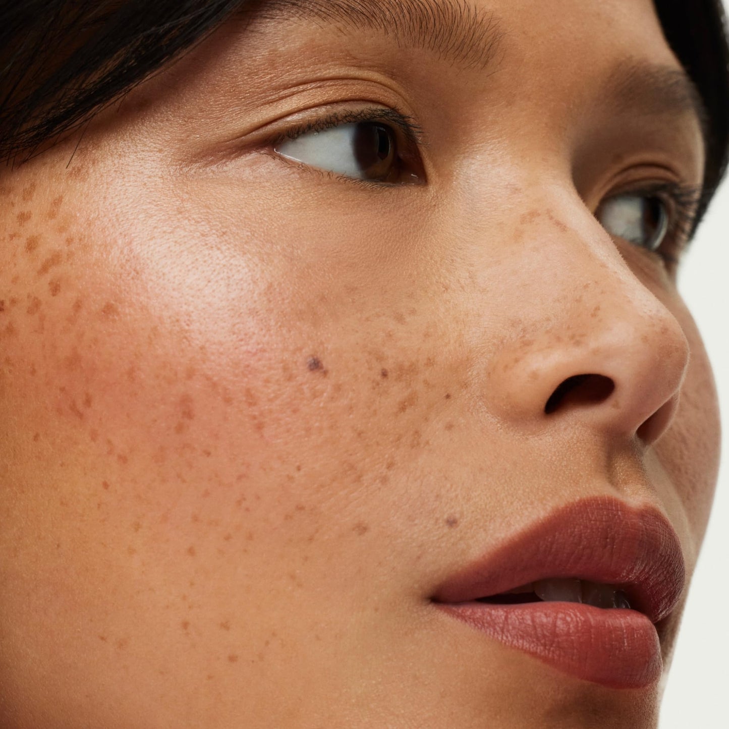 ILIA Lip Sketch Hydrating Crayon: 12-Hour Soft-Matte Color (Piazza)