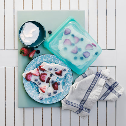 Stasher Silicone Reusable Food Bag – Aqua, Leak‑Resistant & Plastic‑Free