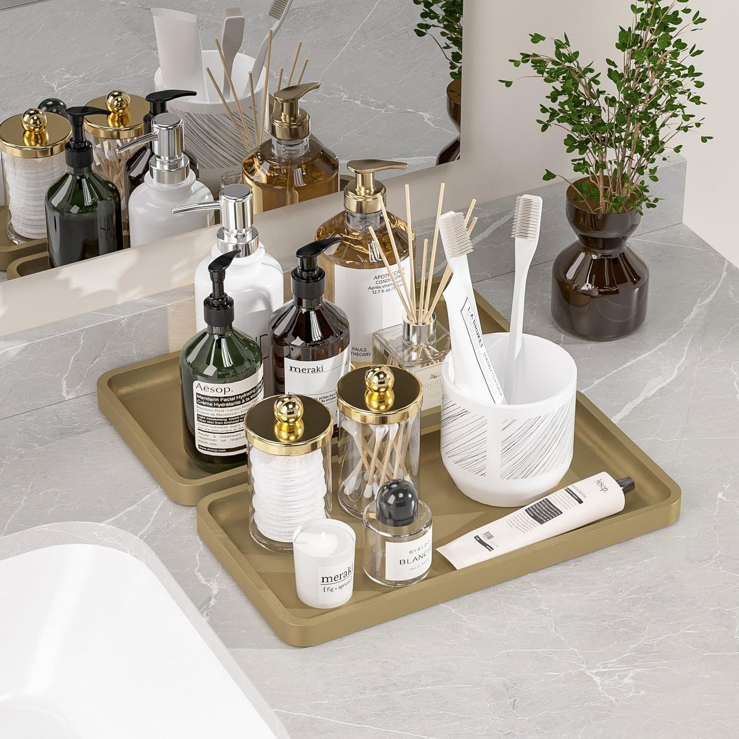 Sustainable Bamboo Bathroom Vanity Tray: Sleek Countertop Organizer
