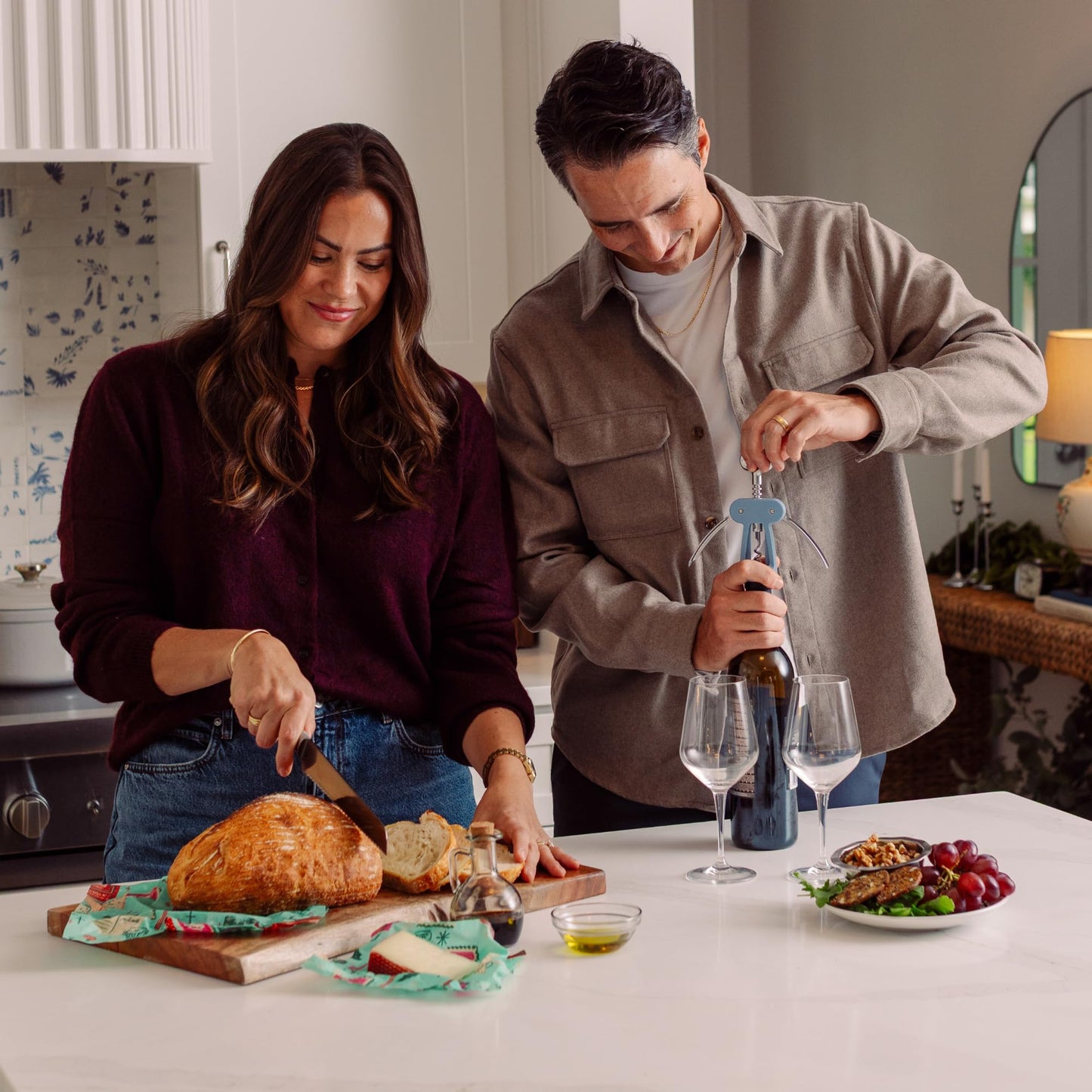 Bee’s Wrap Reusable Beeswax Food Wrap Roll (14" x 52")