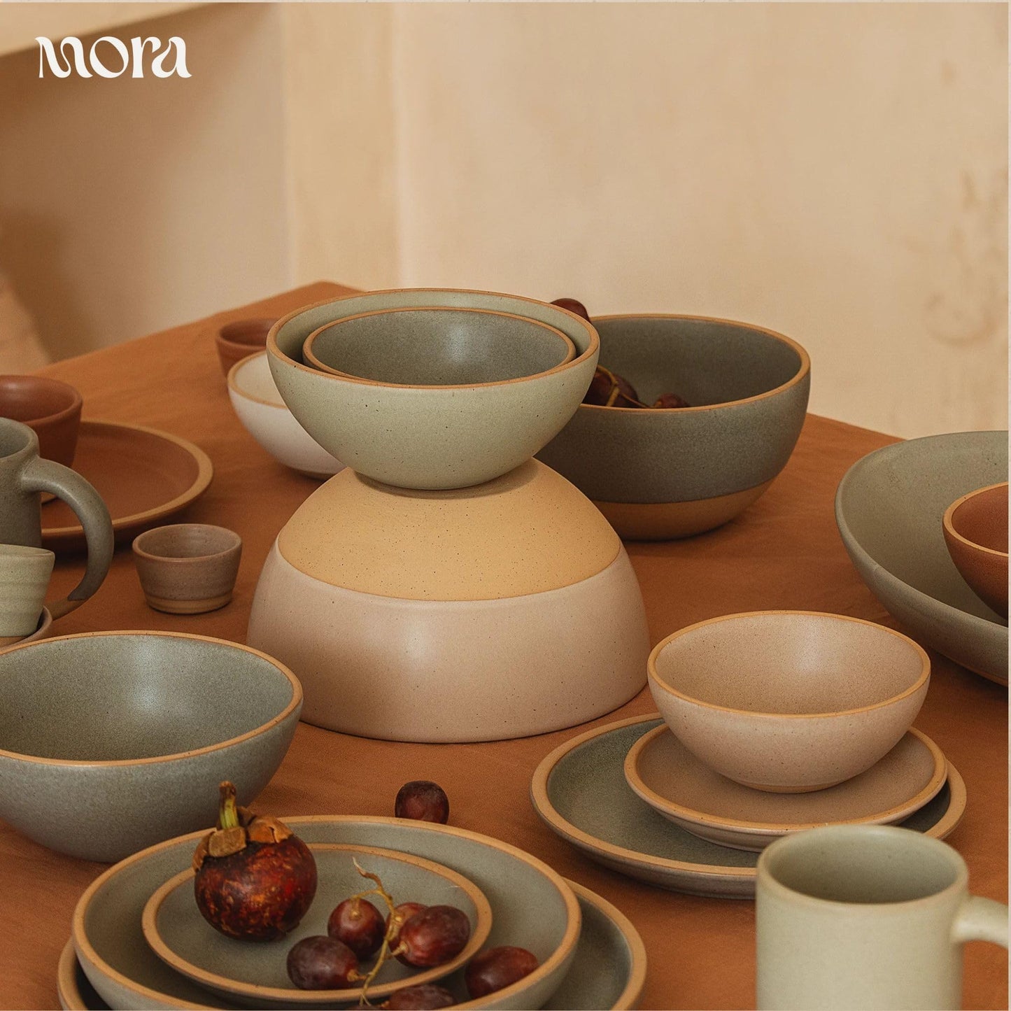 Mora Medium Ceramic Bowls, Set of 4 (28 oz, Oat)