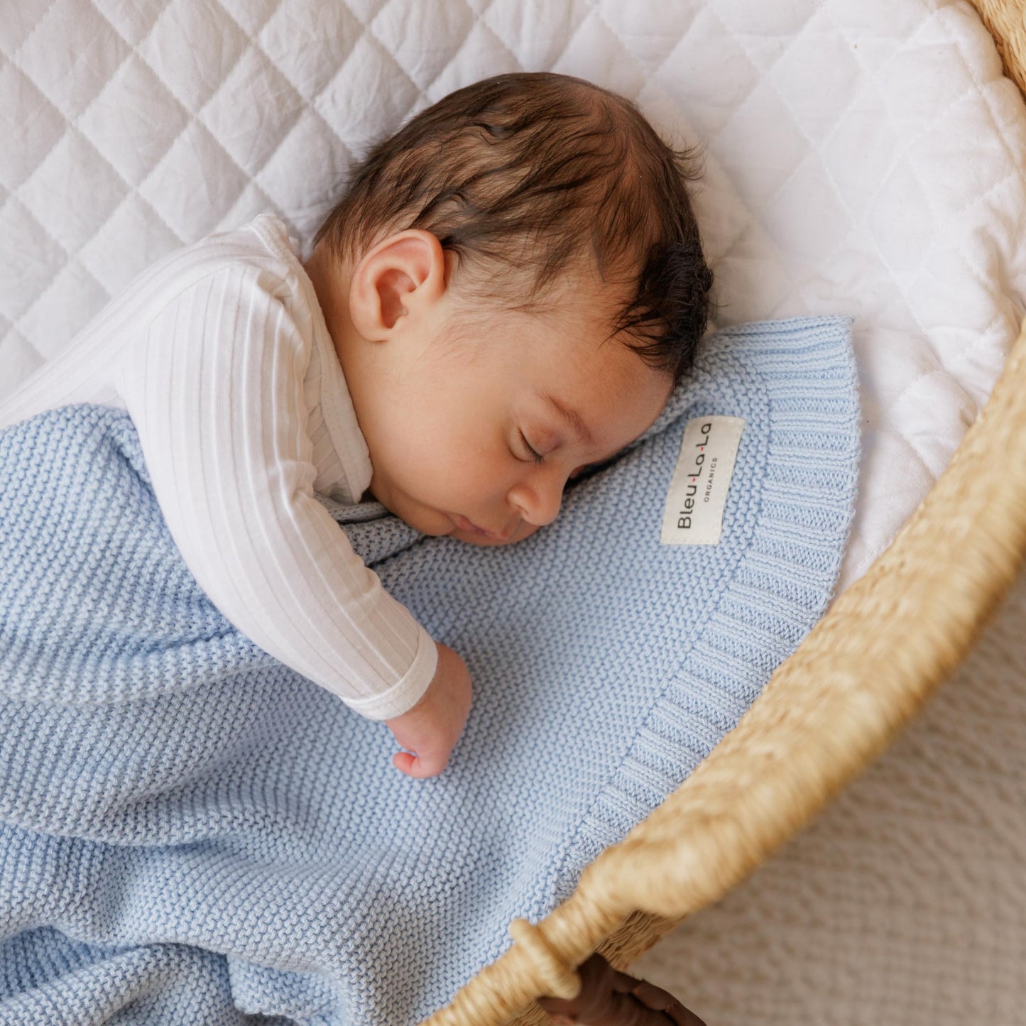 Bleu La La Heritage Knit Blanket: 100% Organic Cotton Luxury