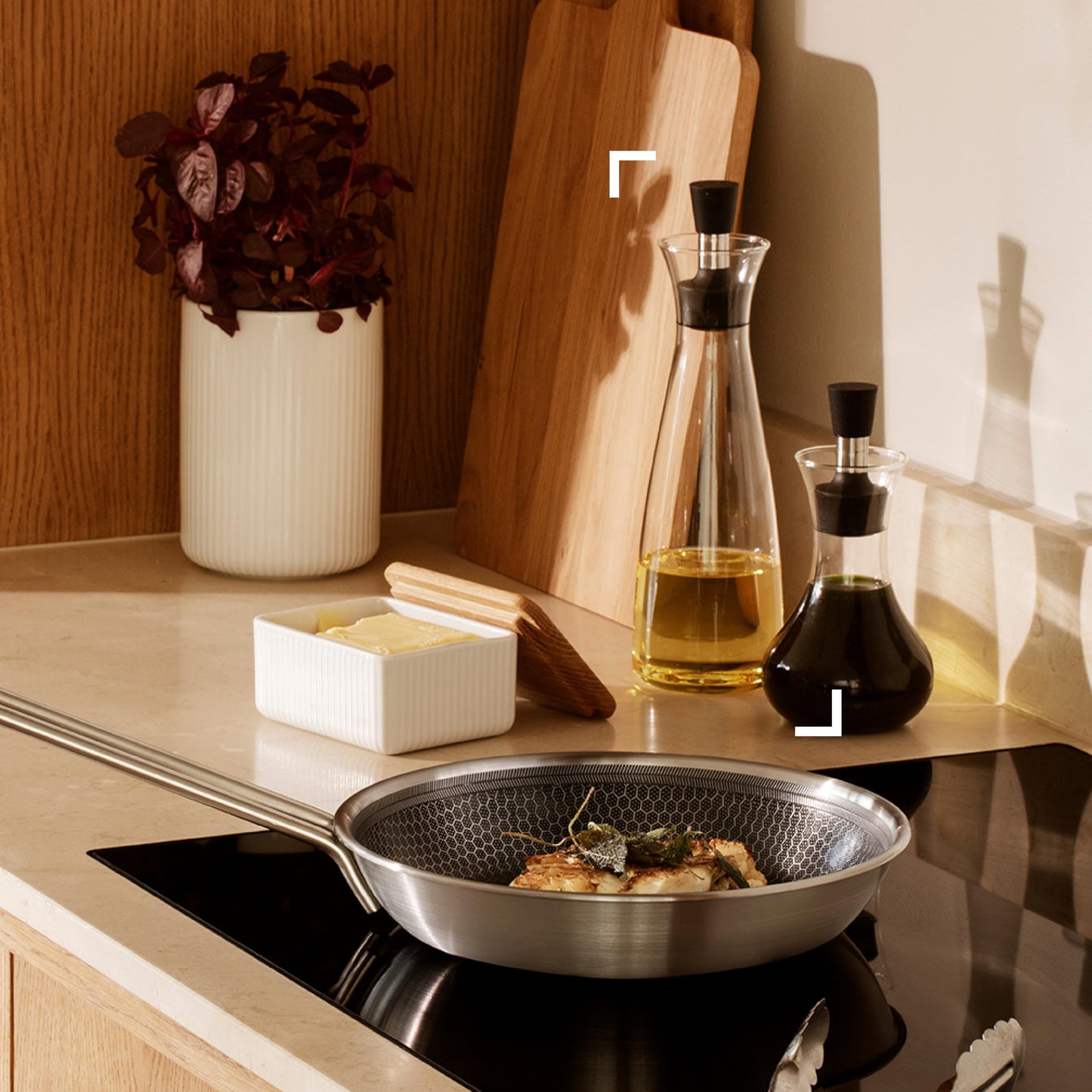 Eva Solo Oil and Vinegar Carafe: 0.5L Drip-Free Glass Flask