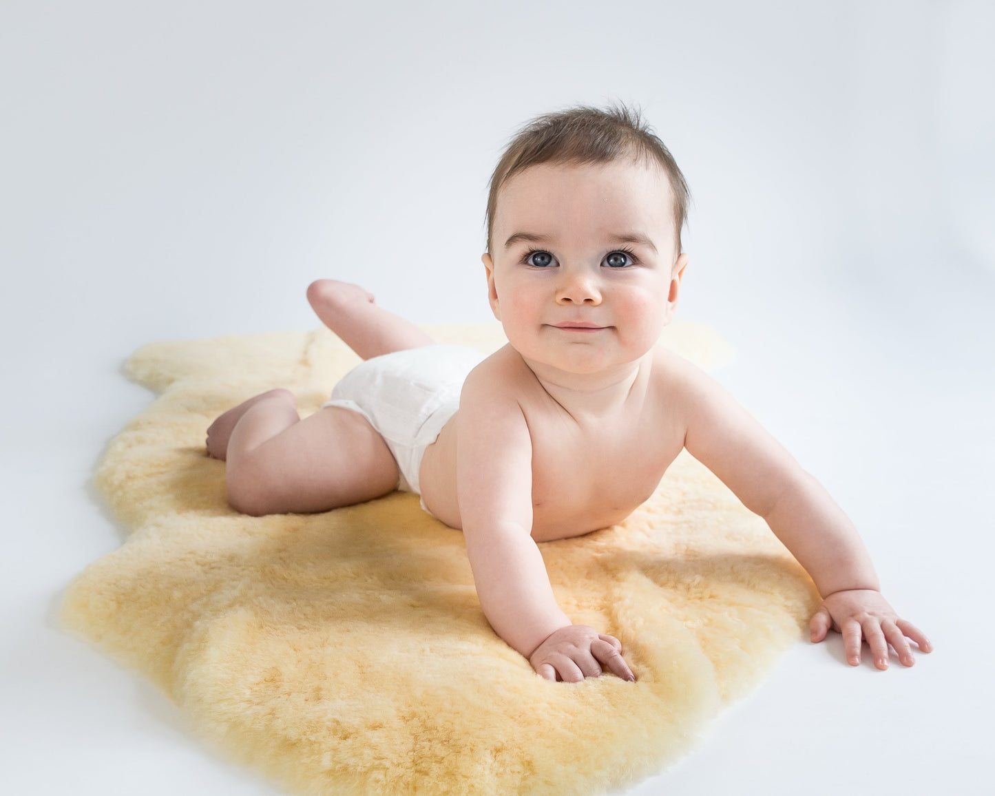 Woolino Sheepskin Luxuriously Soft Rug: 100% Natural Merino Wool