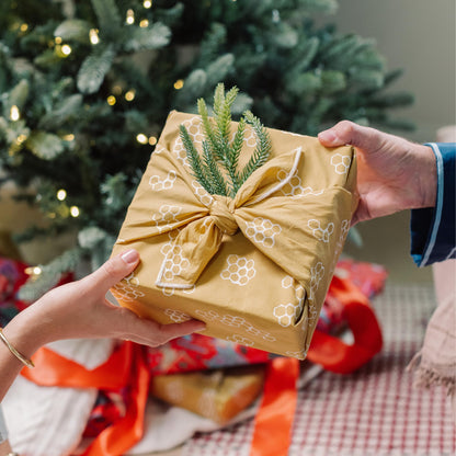 The Zero-Waste Gift Solution: Bee's Wrap Organic Cotton Fabric Wrap Set for Elegant, Reusable Holidays