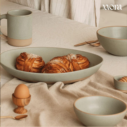 Mora Medium Ceramic Bowls, Set of 4 (28 oz, Oat)