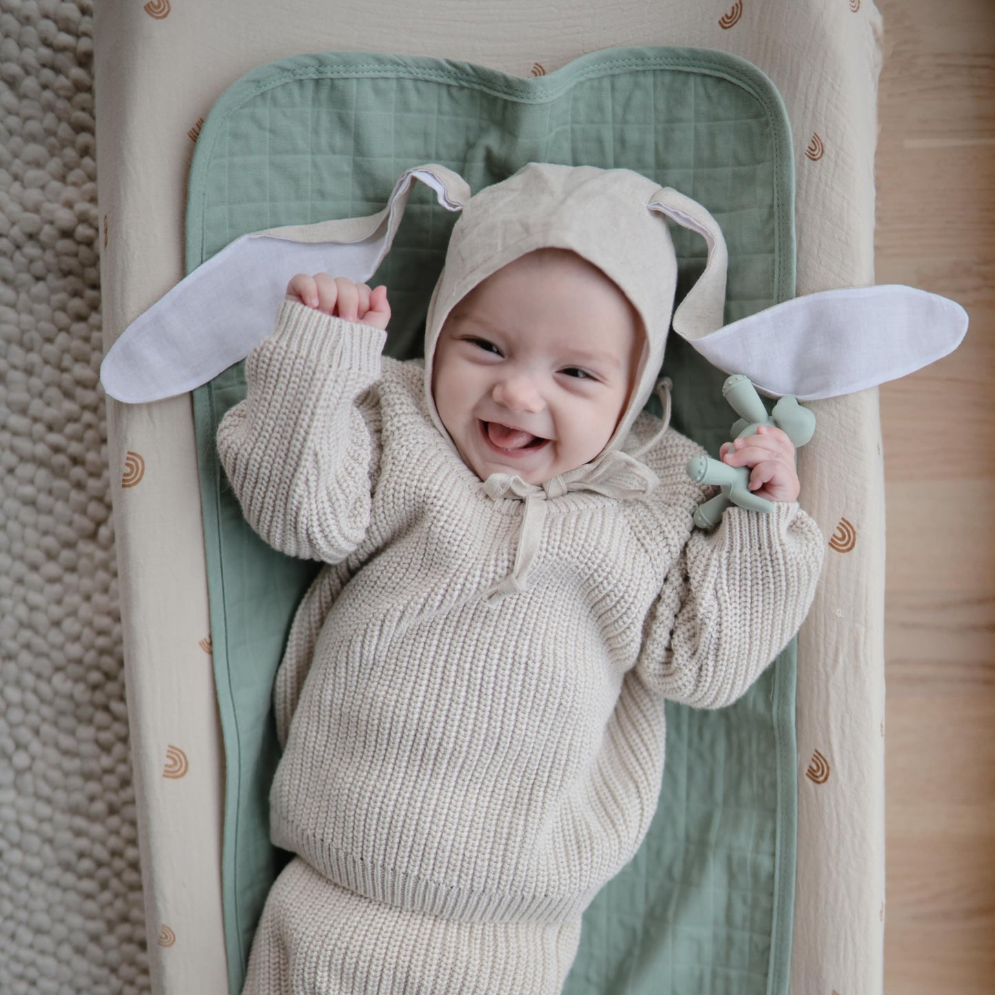 Mushie Organic Cotton Changing Pad Liners: Calming Muslin Comfort