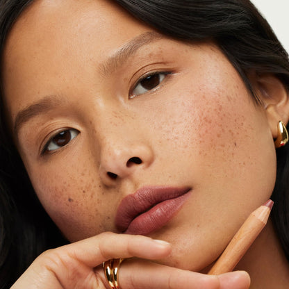 ILIA Lip Sketch Hydrating Crayon: 12-Hour Soft-Matte Color (Piazza)