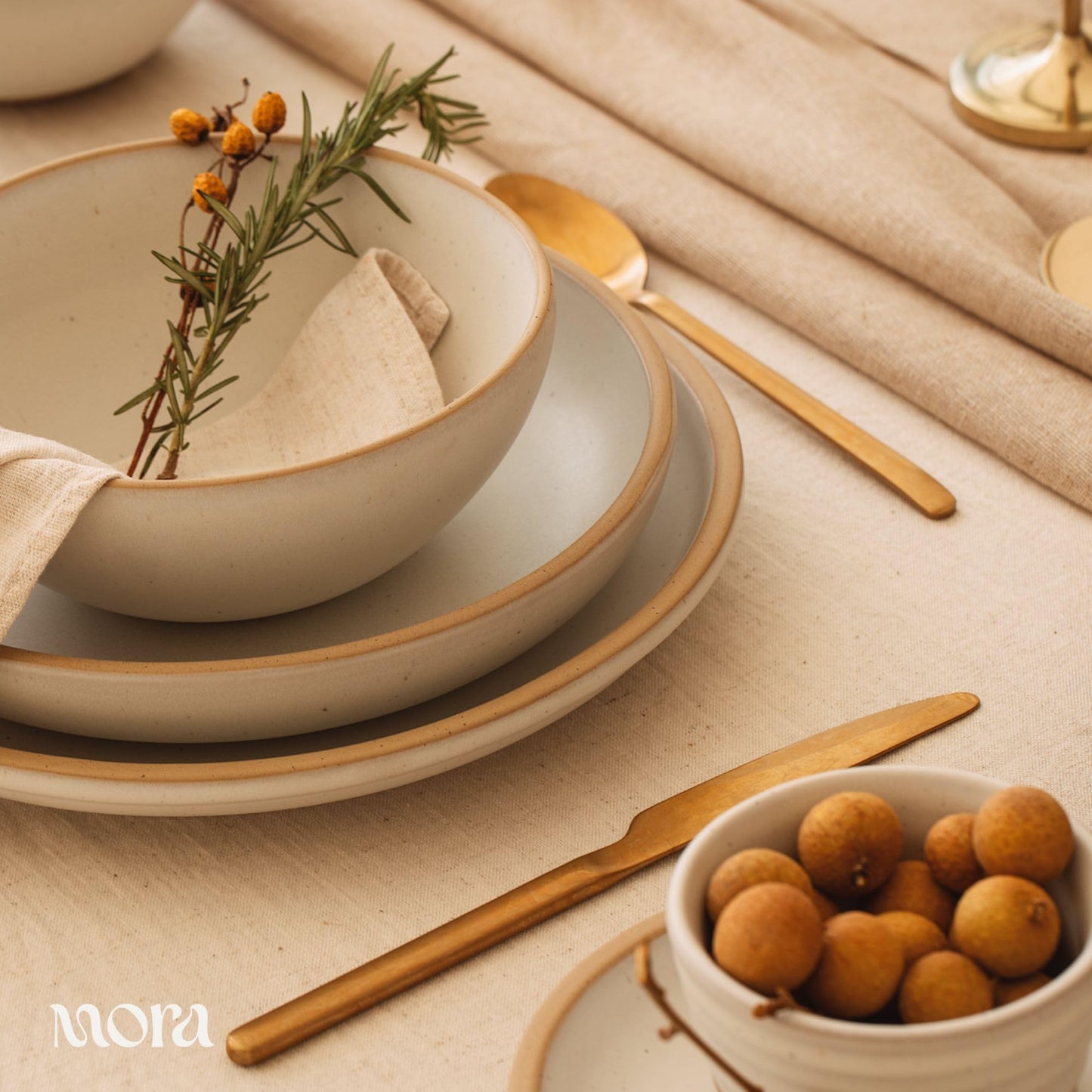Mora Medium Ceramic Bowls, Set of 4 (28 oz, Oat)