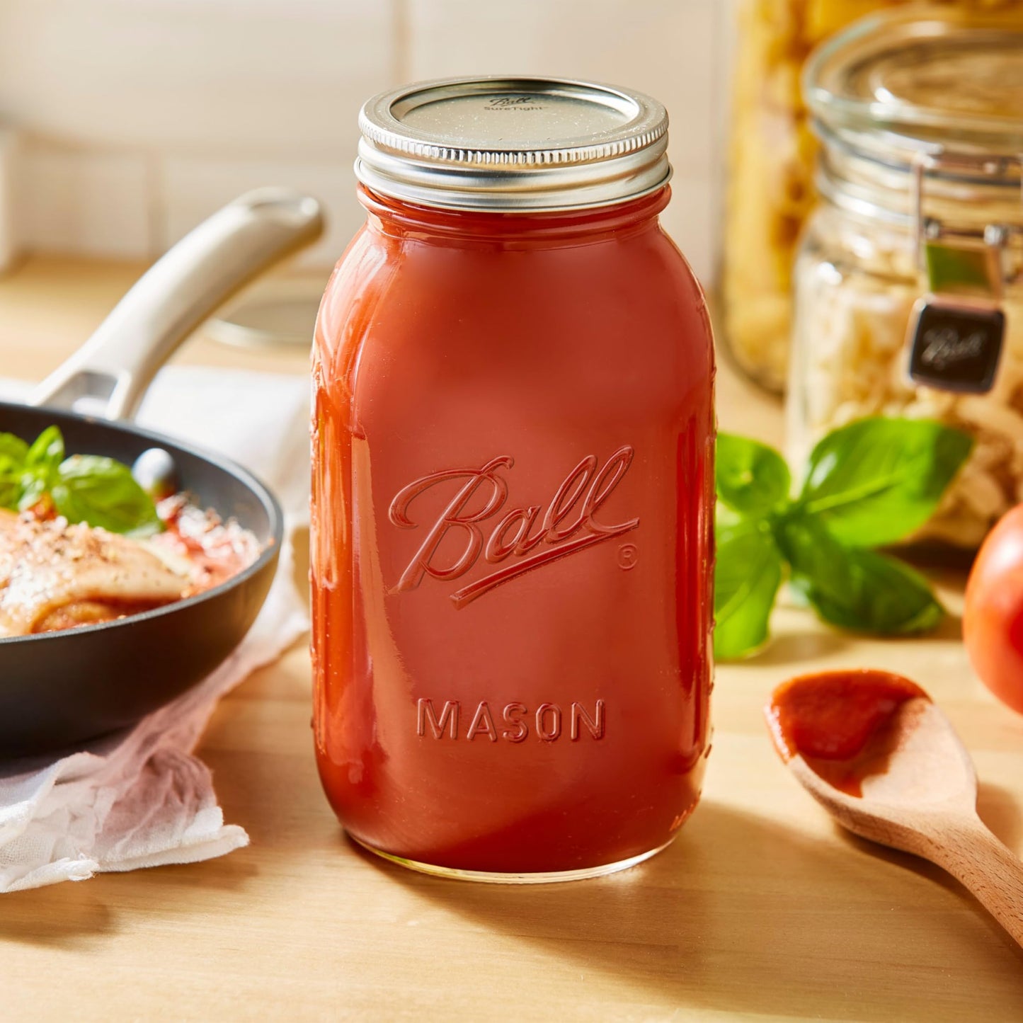 Quilted Glass Jelly Jars, 8 oz, BPA-Free, 12-Count - Ball