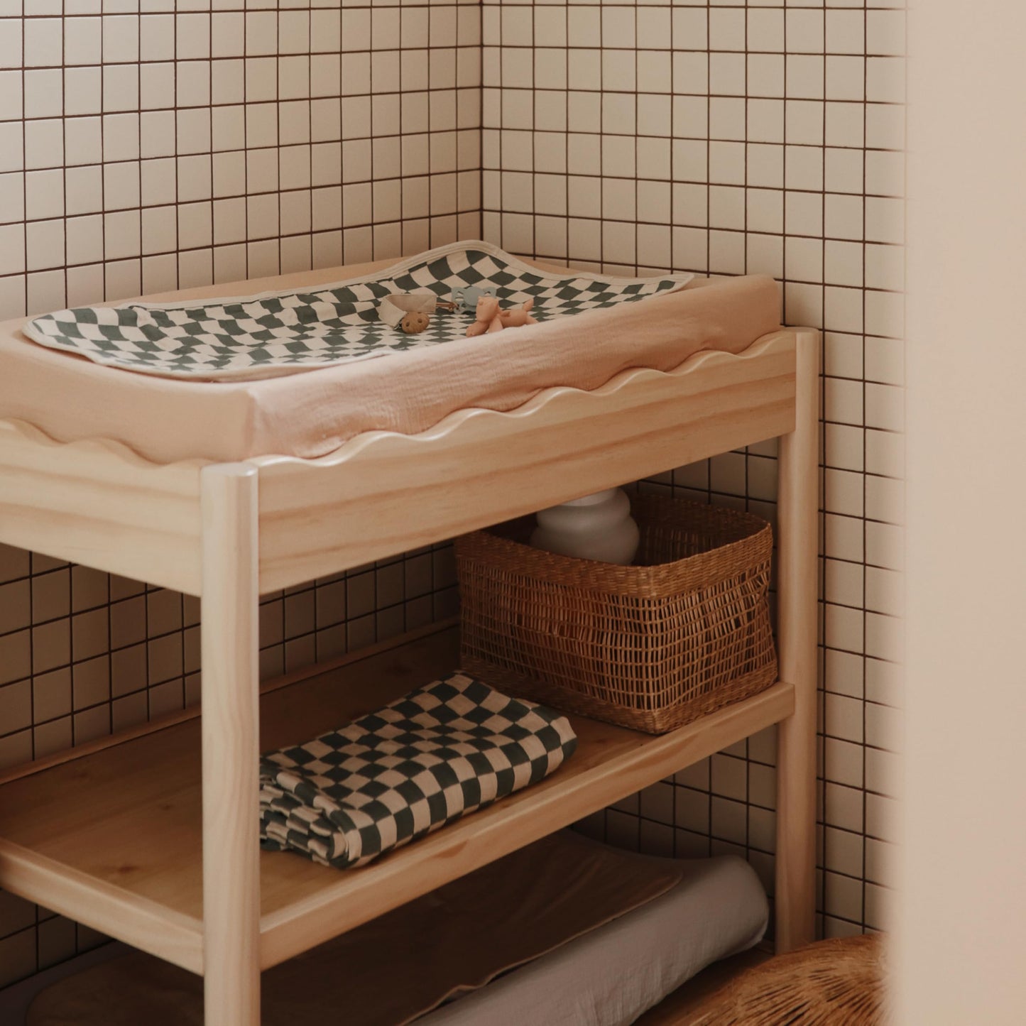 Mushie Organic Cotton Changing Pad Liners: Calming Muslin Comfort