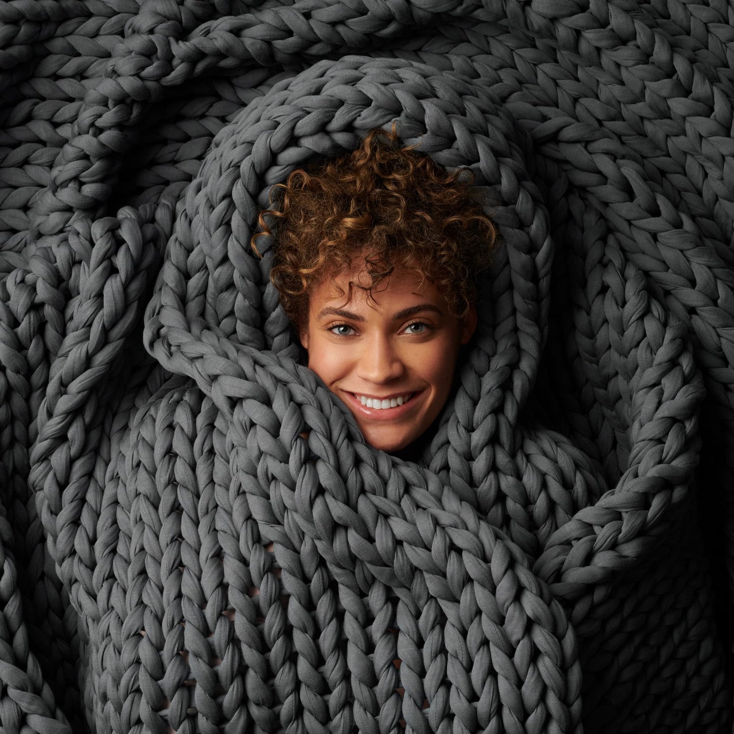 Bearaby Organic Cotton Napper: 100% Hand-Knit Weighted Blanket