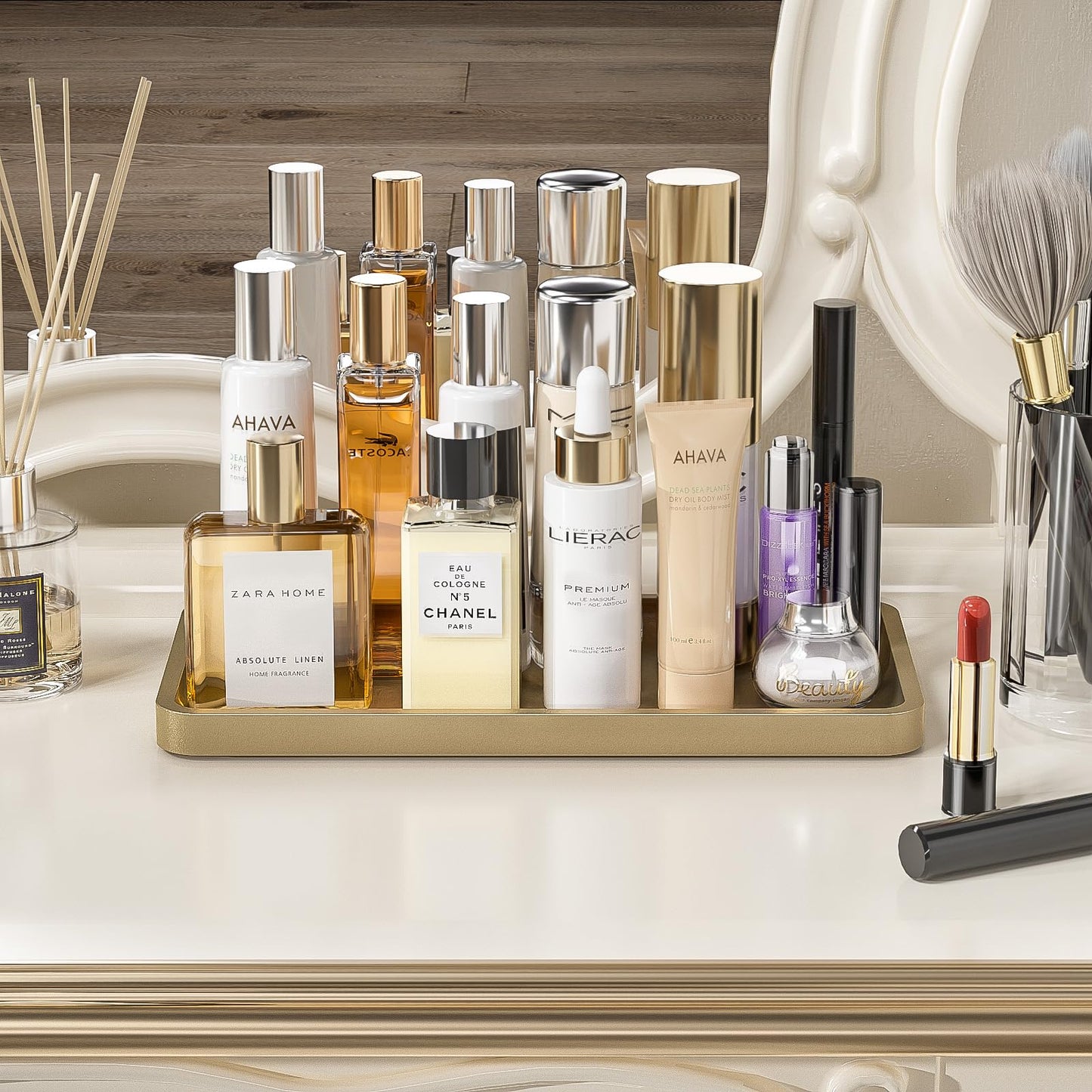 Sustainable Bamboo Bathroom Vanity Tray: Sleek Countertop Organizer
