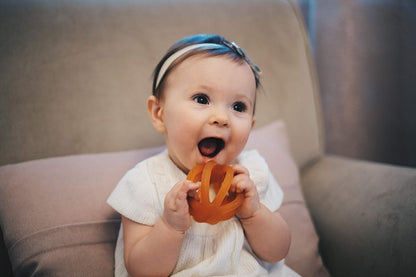 CALMIES Natural Rubber Teether: 100% Plant-Based Infant Toy