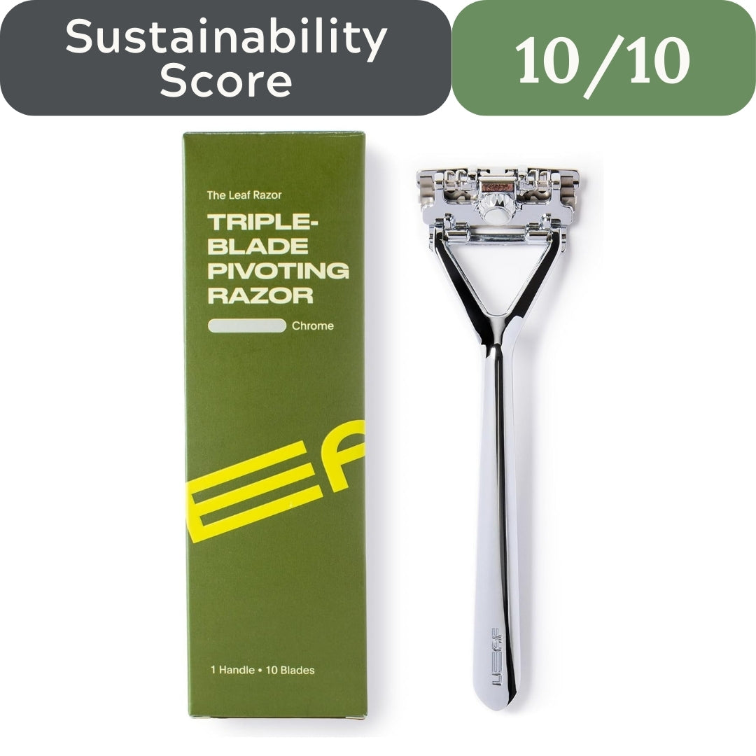 Triple-blade pivoting razor with green packaging on a white background, sustainability score displayed.